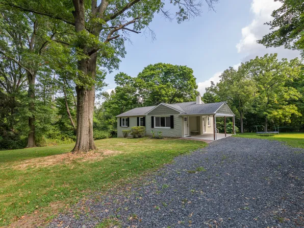 973 Cherry Ln, Newtown, PA 18940