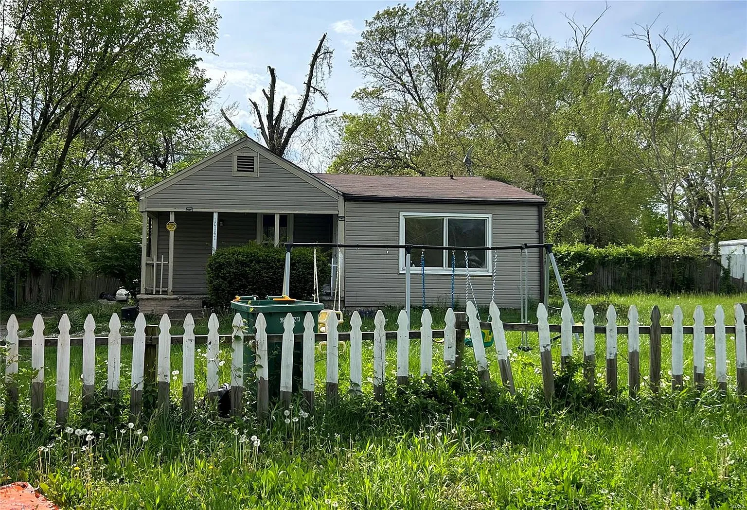 10147 Imperial Dr photo 1