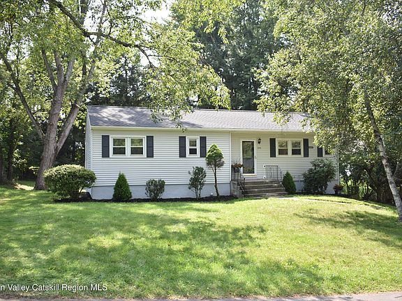 5th image of 353 Circle Drive
