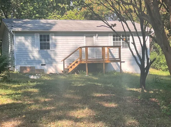 5814 2nd Ln, Knoxville, TN 37912