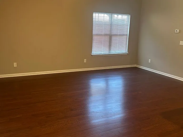 200 Rivers Edge Cir — Photo 4