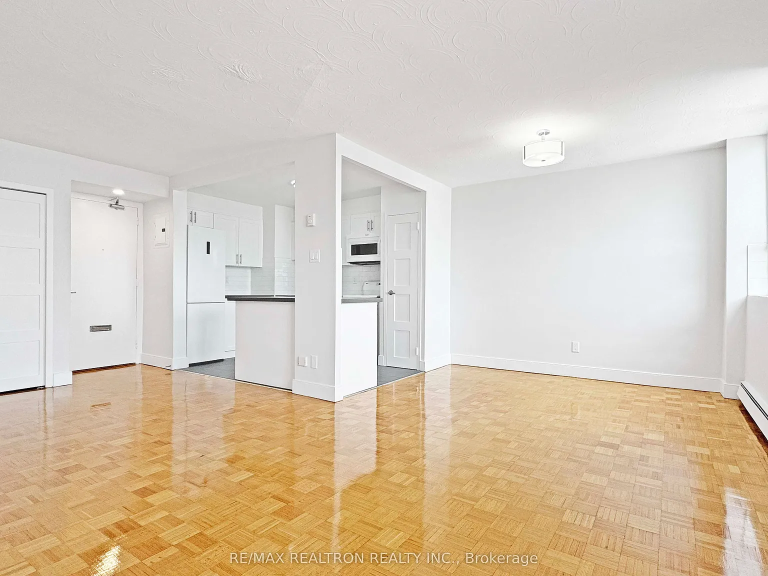 1 bed, $2,295 — Photo 4