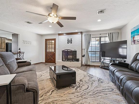 5th image of 2501 Timber Ter