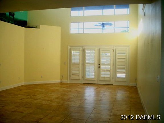 5th image of 339 N 11th St