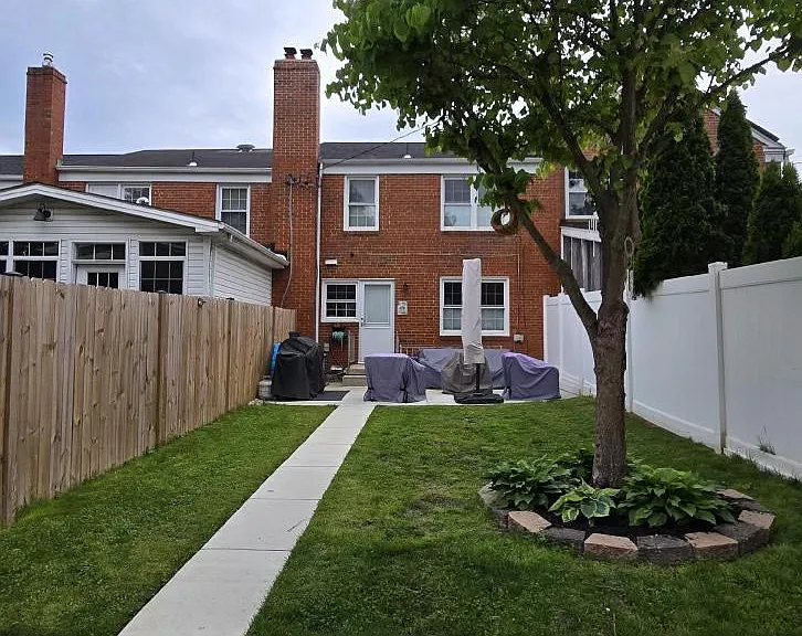 1570 Dellsway Rd — Photo 28