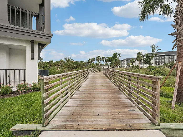 The Crossing at Palm Aire — Photo 23