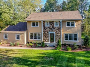 5 Frances Ln, Scotch Plains, NJ 07076