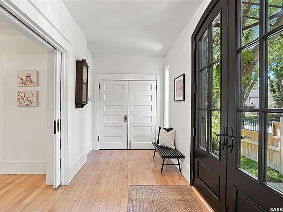 5th image of 100 Poplar CRESCENT