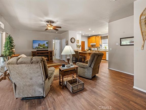 3rd image of 775 Riverside Ave