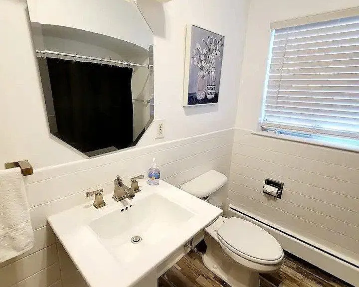 2114 W Colorado Ave — Photo 11