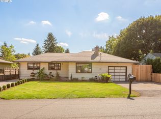 16016 SE Taylor St, Portland, OR 97233