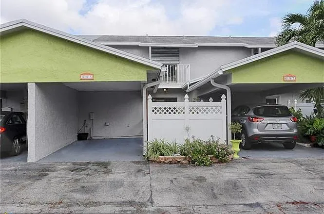 635 Kensington Pl #1 — Photo 10