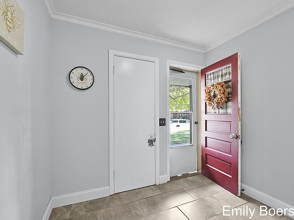 4th image of 335 Edison Park Ave NW