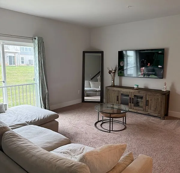 2773 Town View Cir — Photo 4