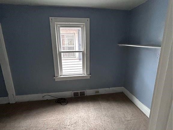 4th image of 2876 McKoon Ave