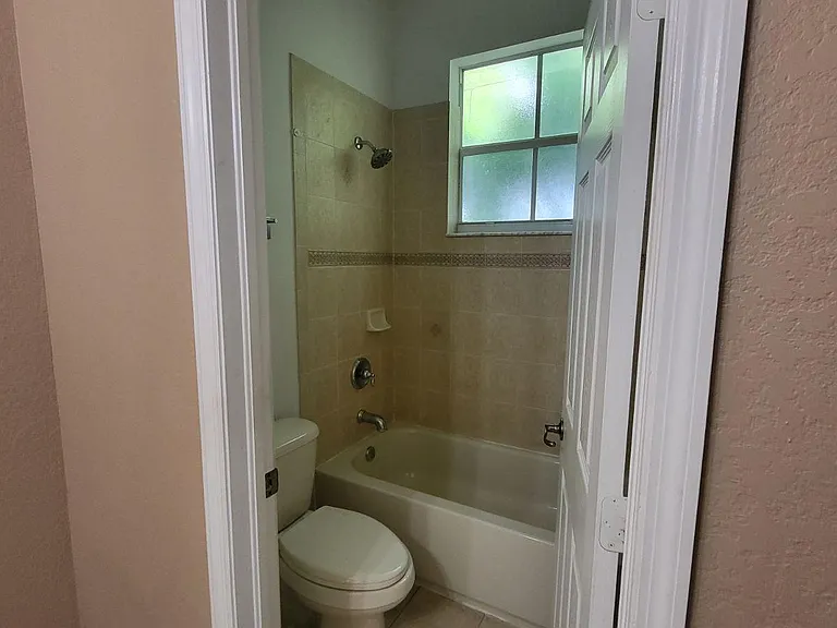 14103 SW 49th St — Photo 21
