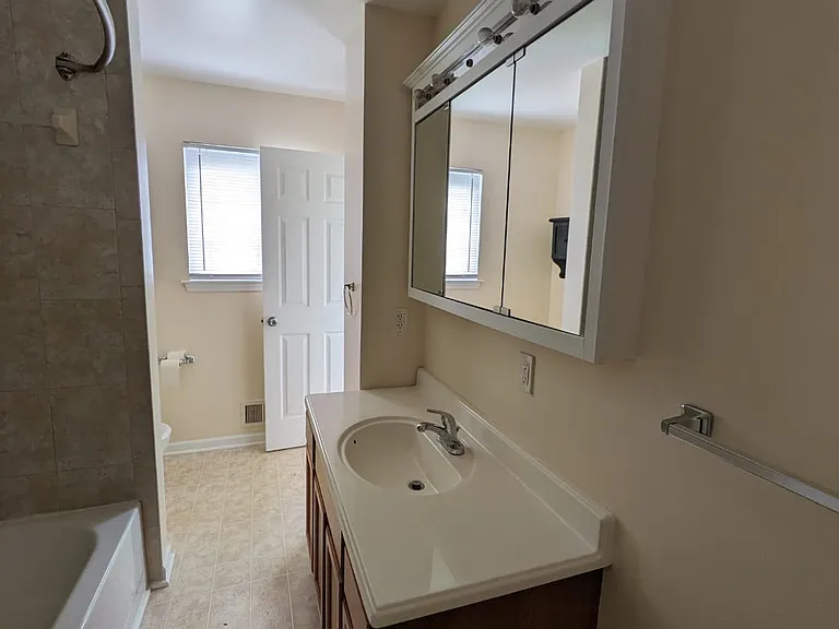 13241 Brainwood Ave — Photo 12