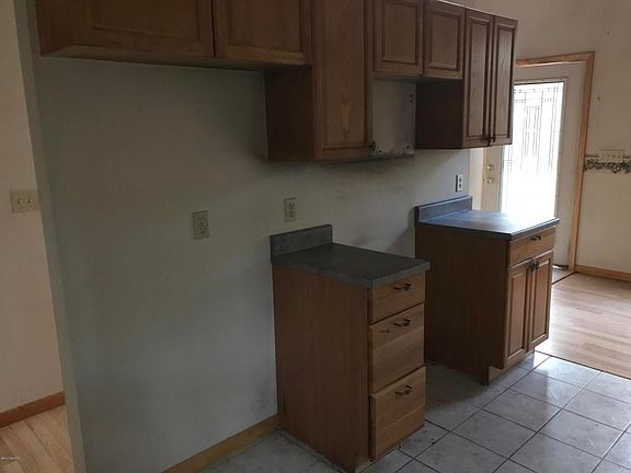 4th image of 11654 Midget Lake Dr
