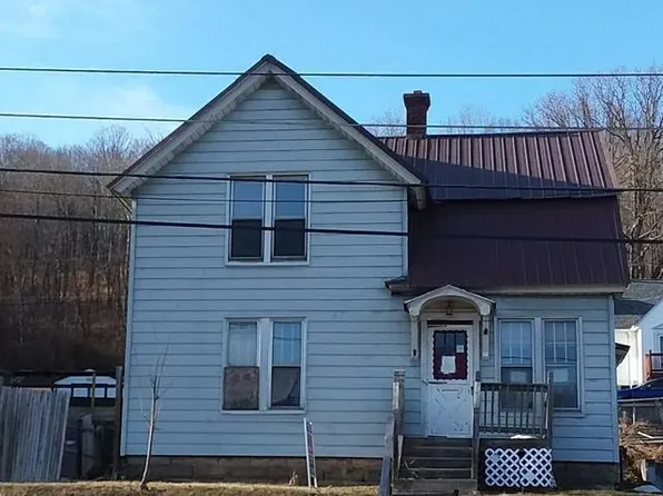 351 Jackson Ave, Bradford, PA 16701
