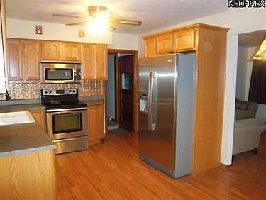 4th image of 1144 Iowa Ave