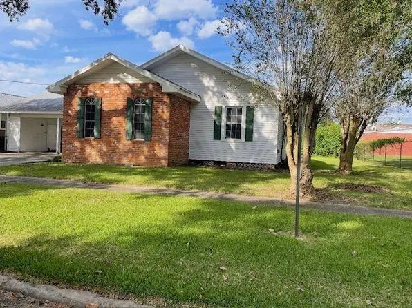 609 Opelousas St #11/9, Donaldsonville, LA 70346