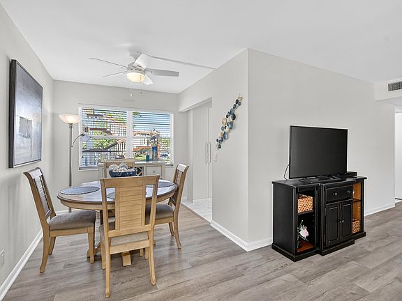 2nd image of 150 Mansfield D #150