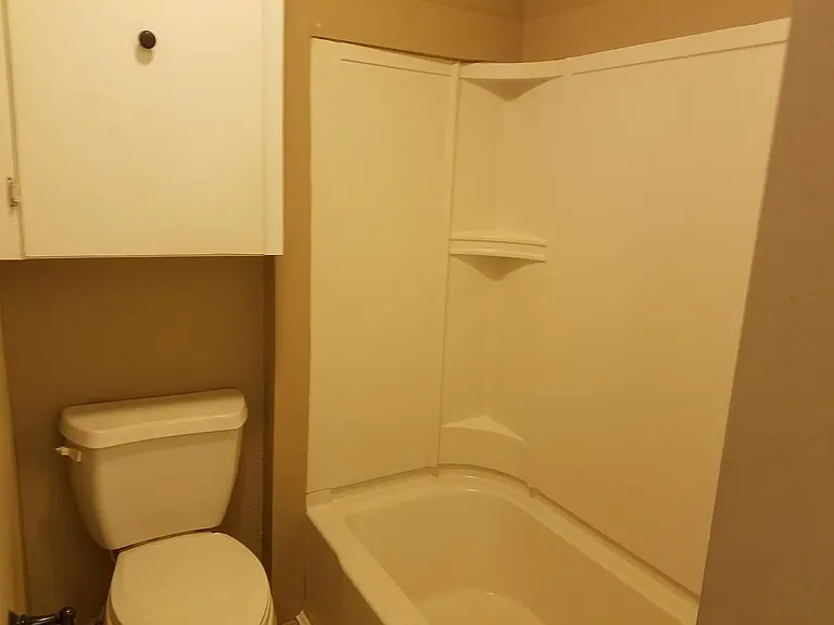 102 Wells St — Photo 11