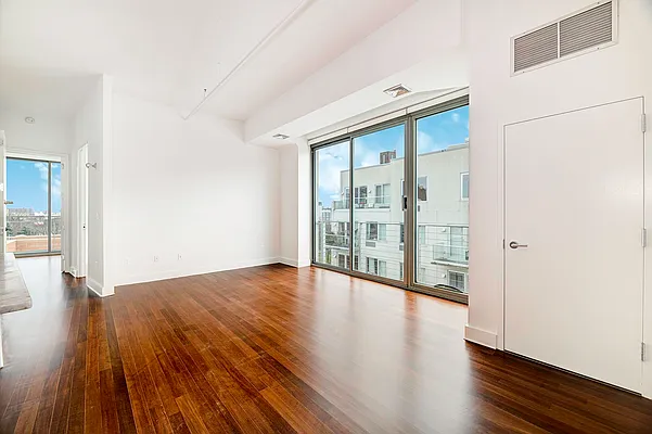 Rented by REAL New York | media 23