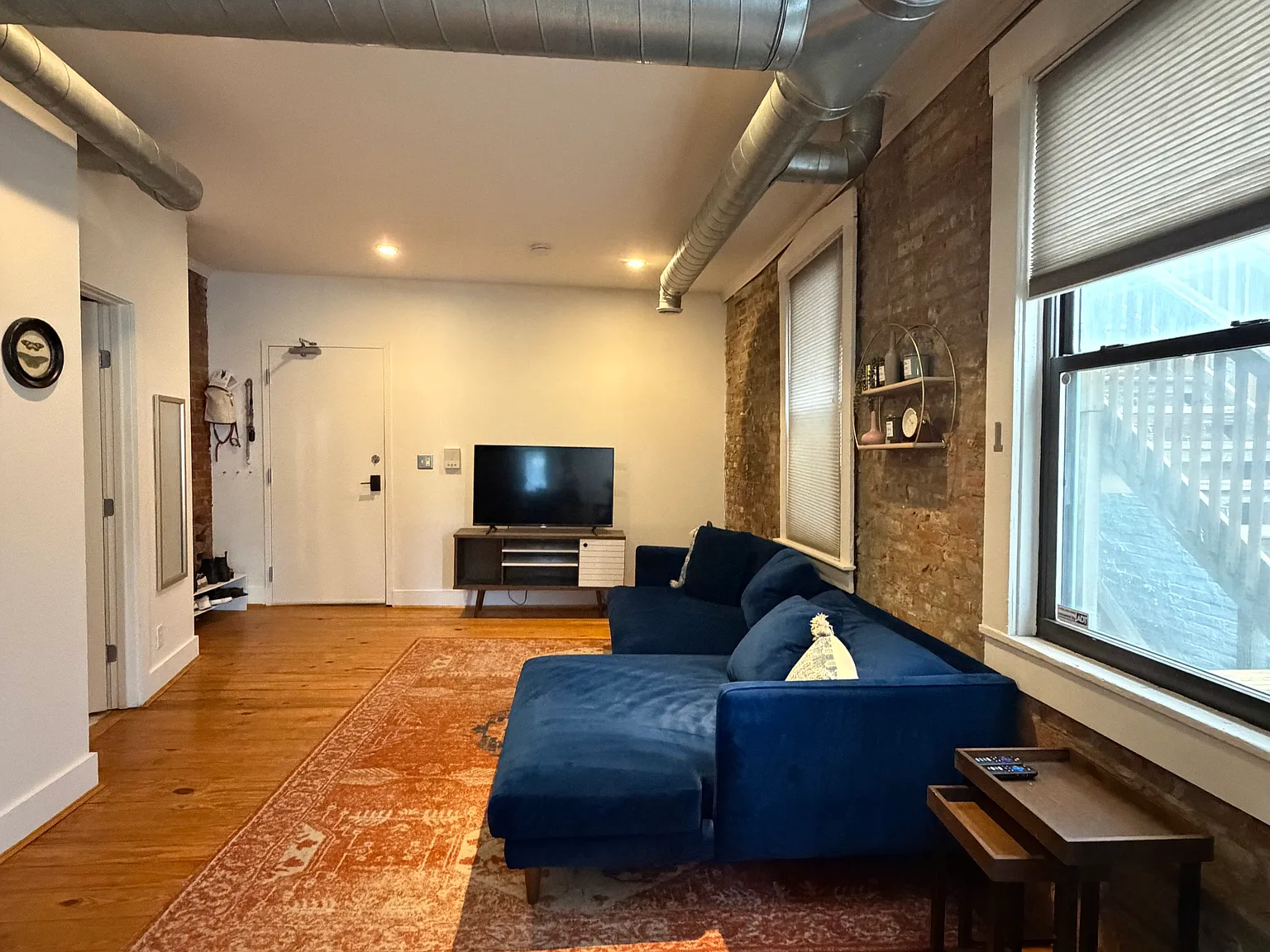 1324 Main St — Photo 2