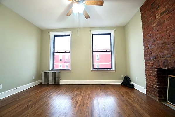 Rented by Aron Fried, LREB | media 20