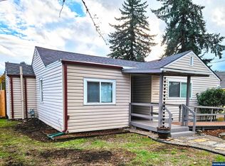 360 E Milton St, Lebanon, OR 97355