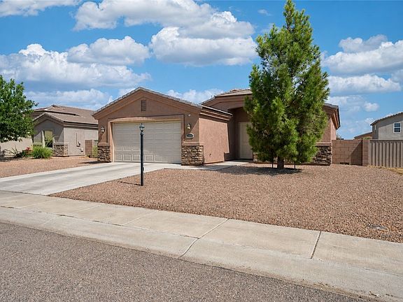 3rd image of 3705 E Angelina Drive