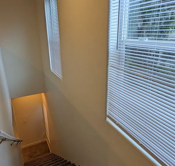 Halsey East Townhomes — Photo 71