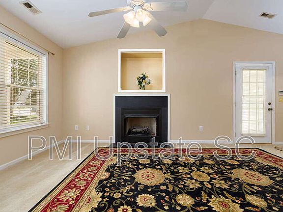 3rd image of 846 W Emerald Springs Dr