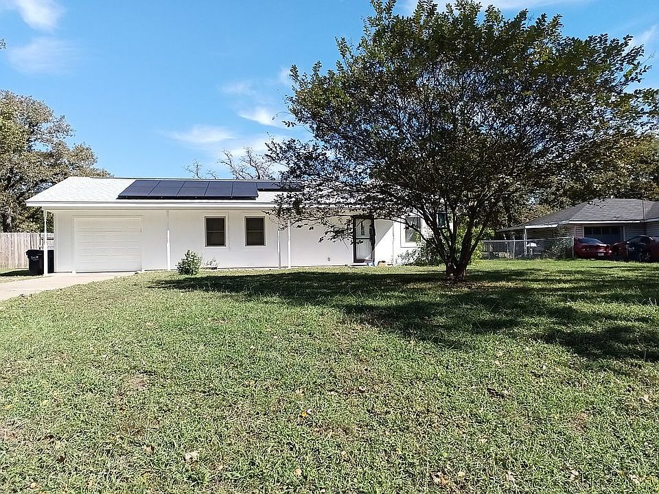 1st image of 606 Calhoun Dr