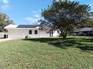 606 Calhoun Dr, Rockdale, TX 76567