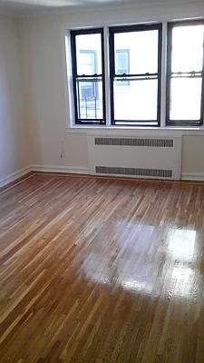 Rented by Smart NY Realty LLC | media 7