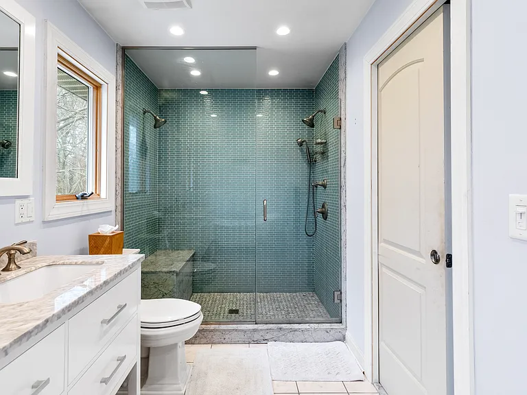 126 Fairview Ave — Photo 6