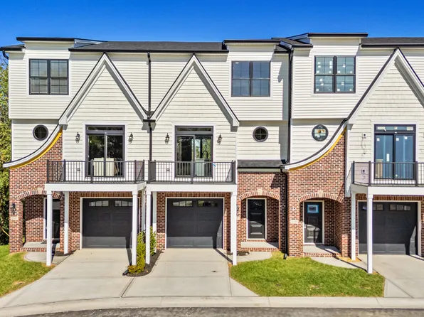 3105 Liberty Cir, Lexington, KY 40509