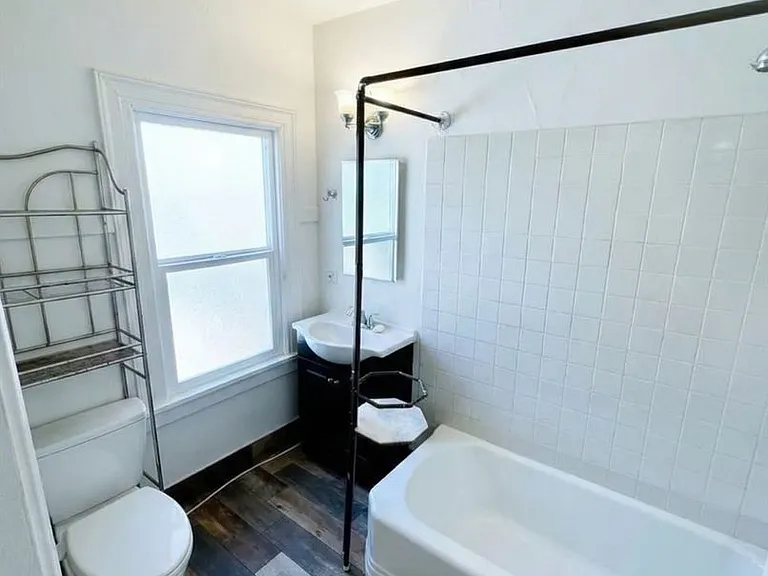 740 Alcatraz Ave #5 — Photo 6