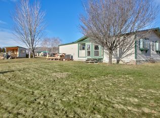 241 Homestead Rd, Yakima, WA 98908