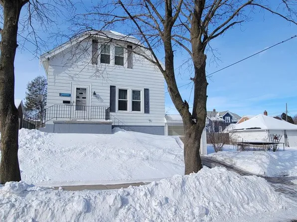 1816 South 12th STREET, Manitowoc, WI 54220