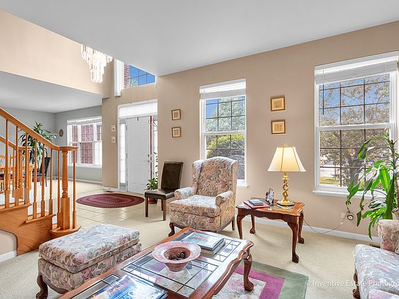 5th image of 6096 Russell Dr