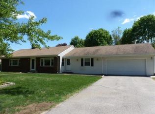 27 Shawnee Ave, East Bridgewater, MA 02333
