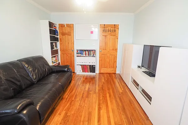 Sold by Politan Real Estate | media 8