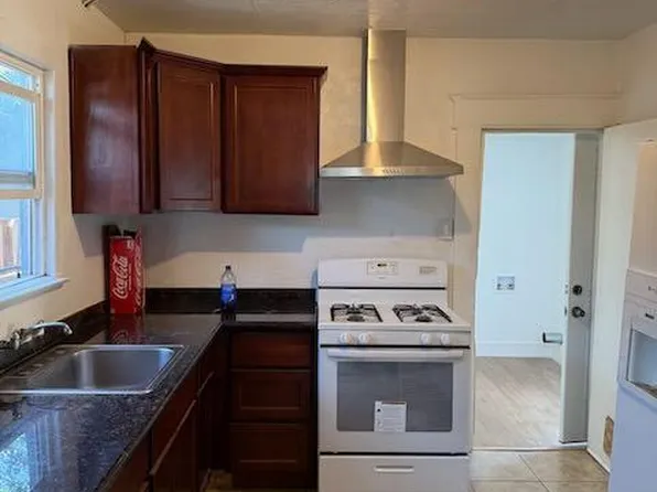 1827 S California St, Stockton, CA 95206