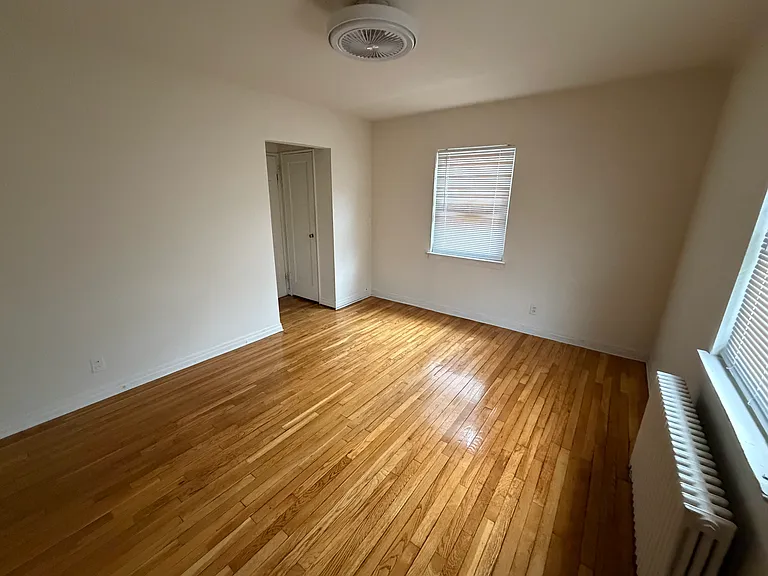 52 Elmwood Ter #B — Photo 6