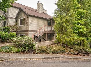 20090 Larkspur Ln APT 39, West Linn, OR 97068