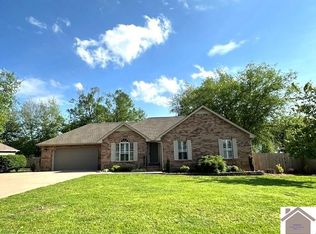 2209 Carol Dr, Murray, KY 42071