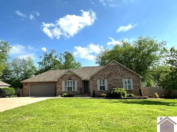 2209 Carol Dr, Murray, KY 42071